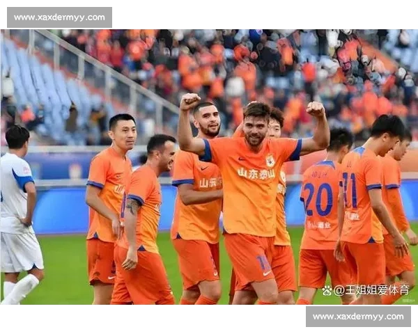 泰山压顶空欢喜，海港领跑仍稳当：中超谁真能抗住考验？