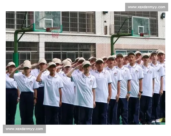 绿茵淬火:南通少年的崩溃成长记 绿茵淬火:南通少年的崩溃成长记